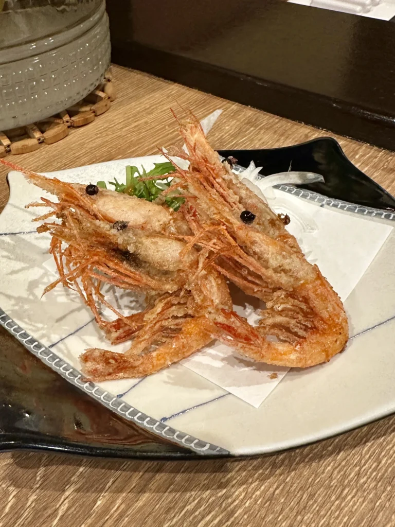 甘エビの唐揚げ、サクッと揚がった小ぶりの海老