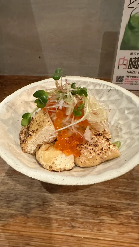 炙り豆腐とイクラの一皿