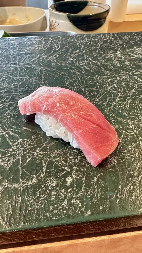 中トロの握り寿司