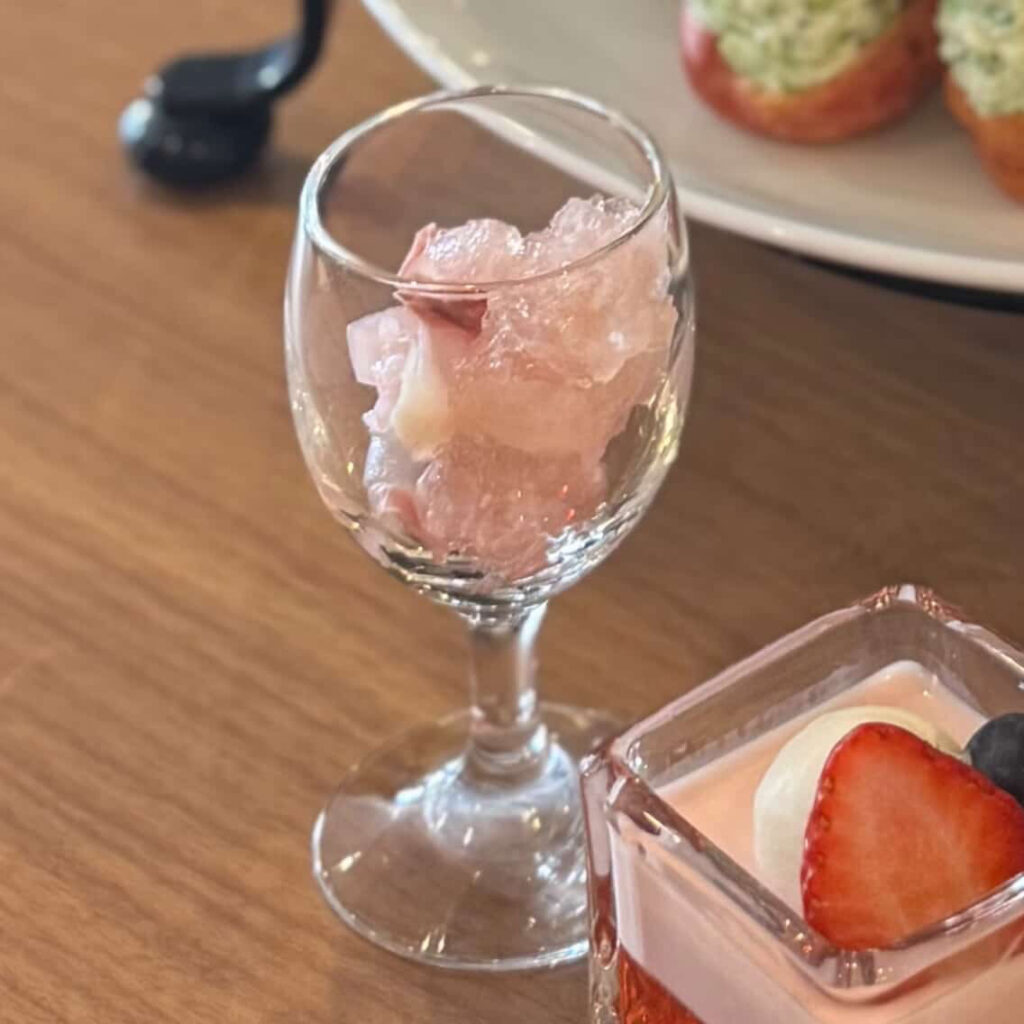 桜鯛の桜葉マリネ