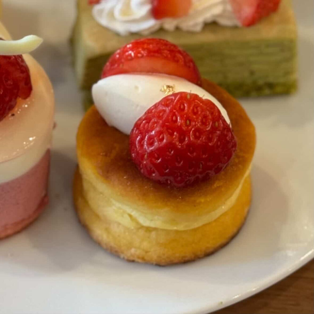 カルダモン香るチーズケーキ