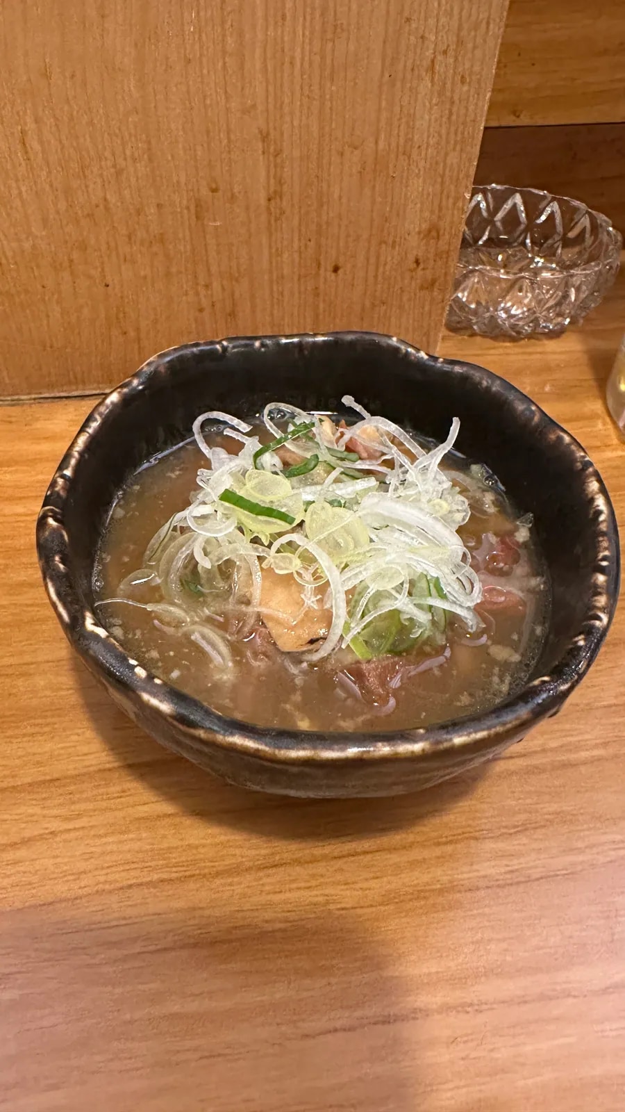 大酉茶屋名物のすじ煮込み