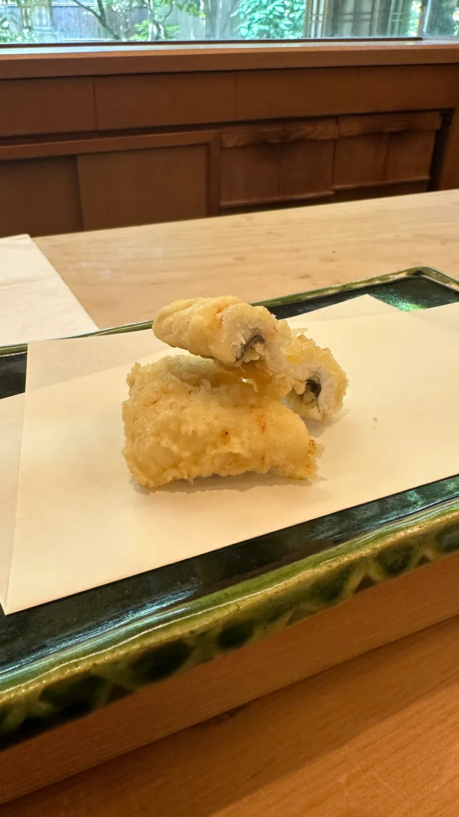 サクサクの衣で揚げたアナゴの天ぷら